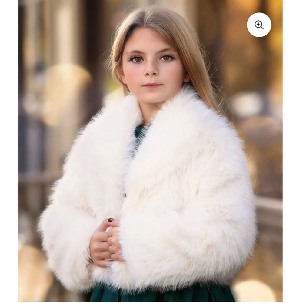 Girls' White Faux Fur Capelet - Elegant Winter Wrap